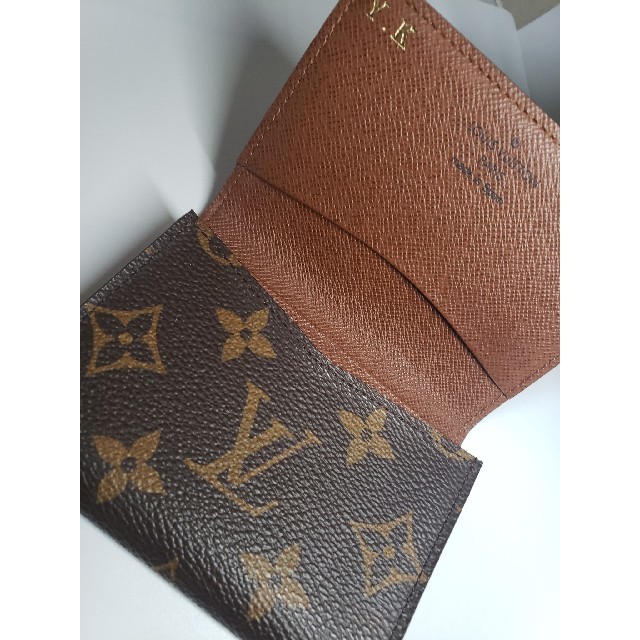 LOUIS VUITTON(ルイヴィトン)のルイヴィトン　モノグラム　名刺入れ　イニシャル入り レディースのファッション小物(名刺入れ/定期入れ)の商品写真