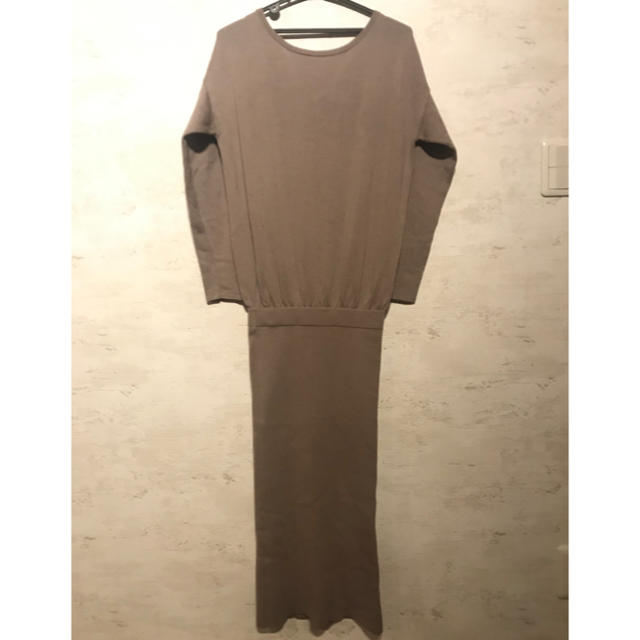 Loungedress(ラウンジドレス)の【美品】ラウンジドレス　ニットワンピース レディースのワンピース(ひざ丈ワンピース)の商品写真