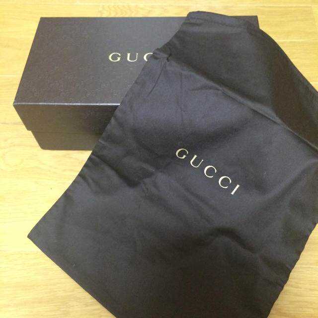 Gucci(グッチ)のお値下げ！！GUCCI モカシン レディースの靴/シューズ(ローファー/革靴)の商品写真