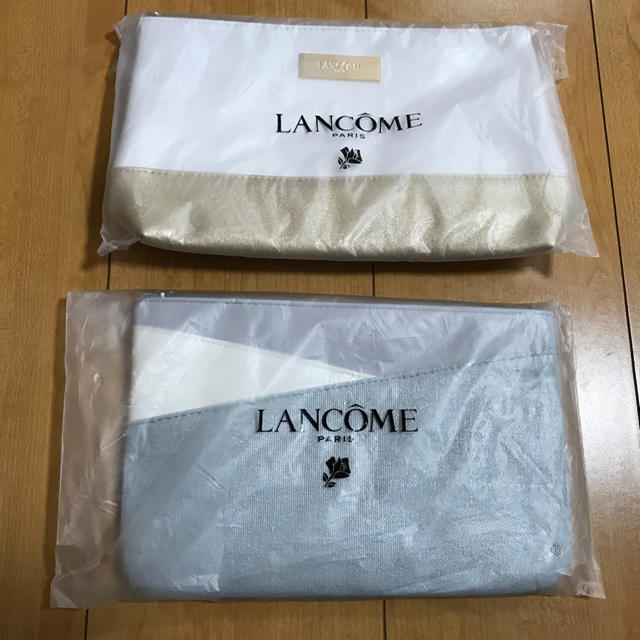 LANCOME(ランコム)の新品未使用★ランコム　化粧ポーチ 2個　 コスメ/美容のメイク道具/ケアグッズ(ボトル・ケース・携帯小物)の商品写真