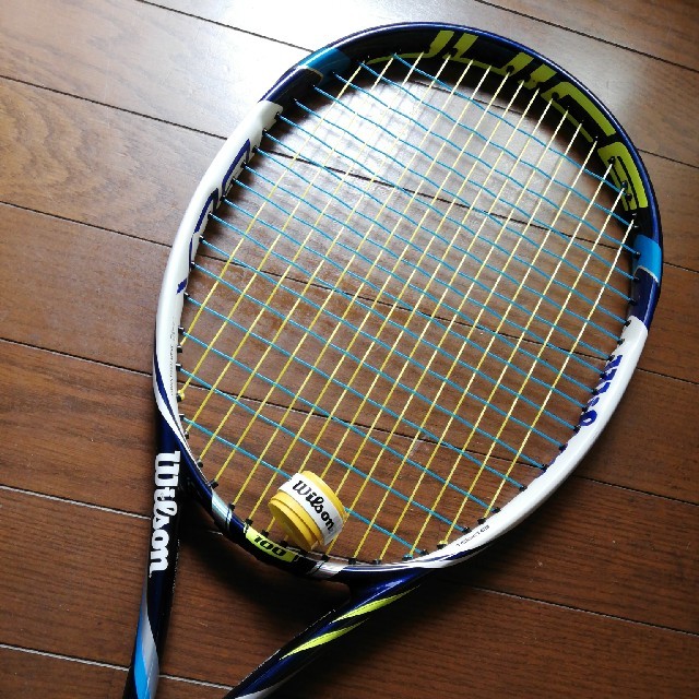 wilson(ウィルソン)の最終値引き🔥美品‼️ウィルソン　ジュース100　G 2 スポーツ/アウトドアのテニス(ラケット)の商品写真