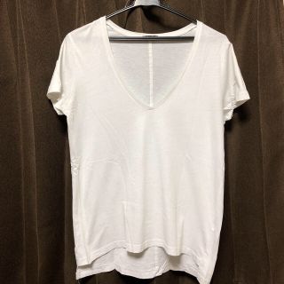 ザラ(ZARA)のVネック Tシャツ ZARA(Tシャツ(半袖/袖なし))