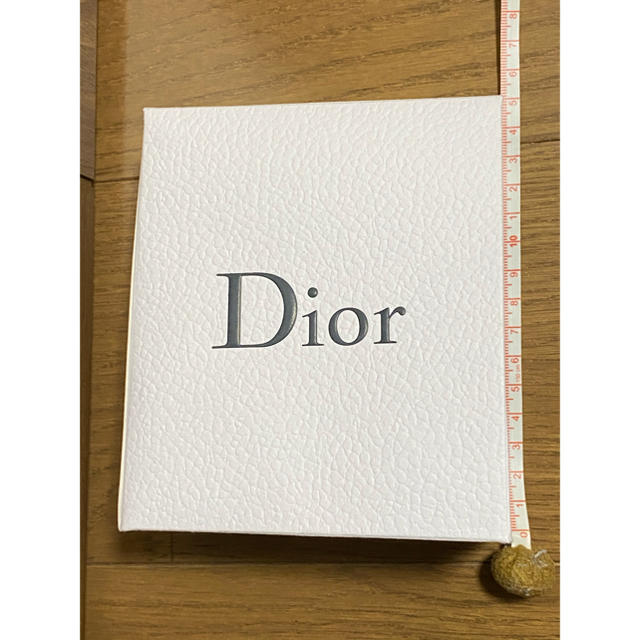 Dior(ディオール)のDior ボックス、リボンセット インテリア/住まい/日用品のオフィス用品(ラッピング/包装)の商品写真