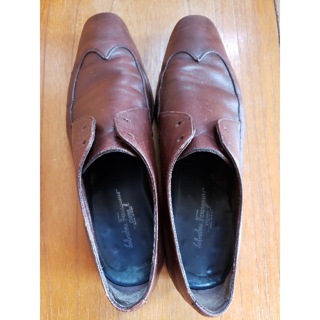 サルバトーレフェラガモ　革靴　ブラウン　25,5cm靴/シューズ
