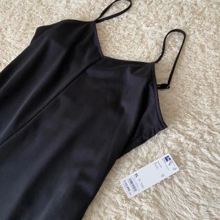 ジーユー(GU)のGU カットソーサロペット　XL 新品　ブラック(サロペット/オーバーオール)