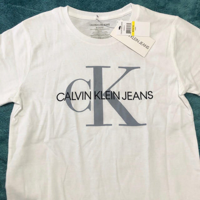 Calvin Klein(カルバンクライン)のカルバンクライン Tシャツ レディースのトップス(Tシャツ(半袖/袖なし))の商品写真