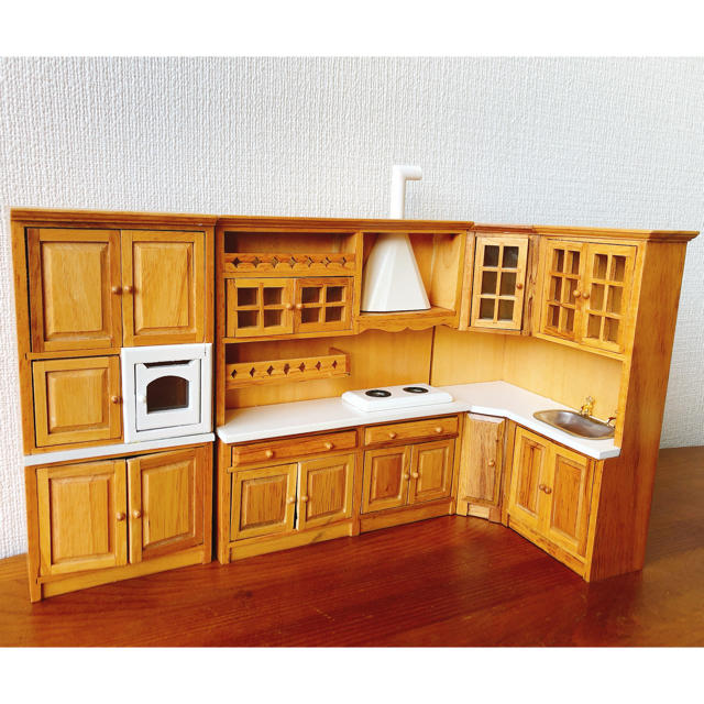 ミニチュア　ドールハウス　キッチン　　　　　　　　　1／12サイズ