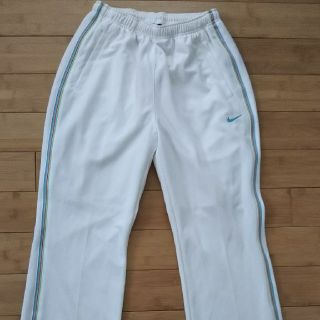 ナイキ(NIKE)の★新品★ナイキ★ジャージ★パンツ★白★(その他)