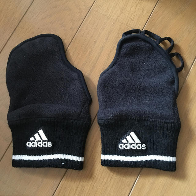 adidas(アディダス)のadidas バスケジュニア用ハンドウォーマー スポーツ/アウトドアのスポーツ/アウトドア その他(バスケットボール)の商品写真