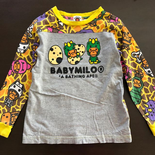 A BATHING APE(アベイシングエイプ)のbape kids 120cm ロンT 長袖Tシャツ Milo エイプ キッズ キッズ/ベビー/マタニティのキッズ服男の子用(90cm~)(Tシャツ/カットソー)の商品写真