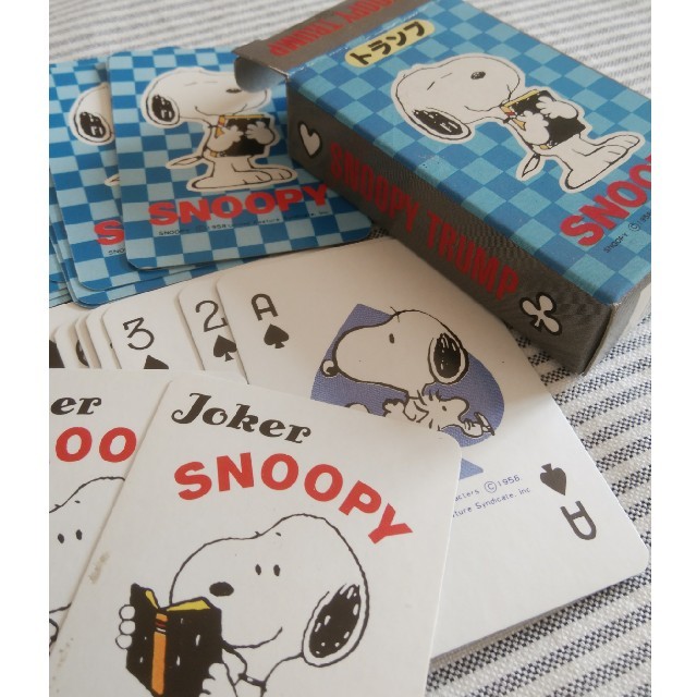 SNOOPY(スヌーピー)の廃盤レトロ★未使用★スヌーピー ビンテージ トランプ エンタメ/ホビーのテーブルゲーム/ホビー(トランプ/UNO)の商品写真