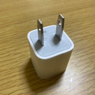 アップル(Apple)のiPhone コンセント　純正(バッテリー/充電器)