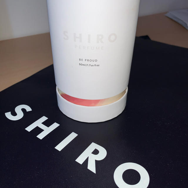 shiro(シロ)のshiro be proudパフューム　香水 コスメ/美容の香水(香水(女性用))の商品写真