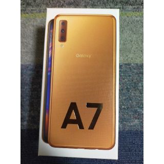 サムスン(SAMSUNG)の【新品】Galaxy A7 64GB/4GB simフリー 色ゴールド【楽天可】(スマートフォン本体)