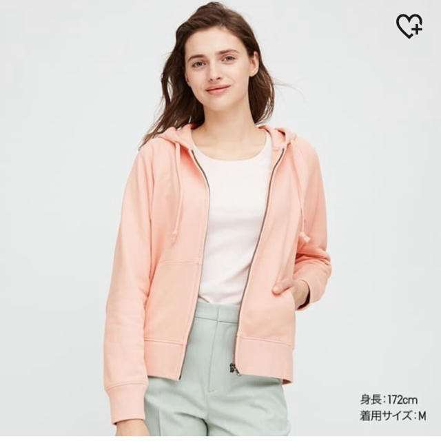 UNIQLO(ユニクロ)のユニクロ　レディースパーカー レディースのトップス(パーカー)の商品写真