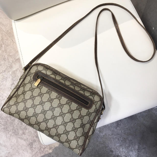 Gucci(グッチ)の正規品 GUCCI オールドグッチ ショルダーバッグ ヴィンテージ レディースのバッグ(ショルダーバッグ)の商品写真