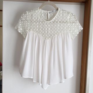 ザラ(ZARA)の新品☆ZARAシフォンブラウス☆(シャツ/ブラウス(半袖/袖なし))