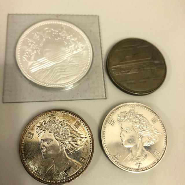記念硬貨天皇御在位60年記念、花の万博 記念硬貨天皇御在位60年記念、花の万博