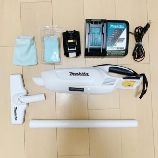 マキタ(Makita)のマキタ(Makita CL182FD) 掃除機 コードレス(掃除機)