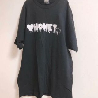 ハニーシナモン(Honey Cinnamon)のハニーシナモン　ユニセックス　BigTシャツ　ブラック(Tシャツ(長袖/七分))