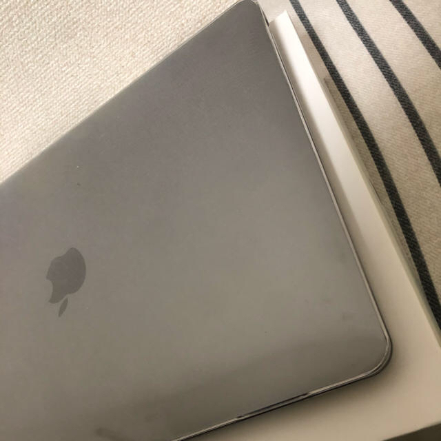 Apple(アップル)の[2019.12購入] MacBookAir 超美品 スマホ/家電/カメラのPC/タブレット(ノートPC)の商品写真
