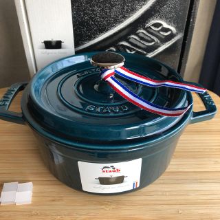 ストウブ(STAUB)の☆新品未使用☆ ストウブ　staub ココット 18cm ラメール　限定色(鍋/フライパン)