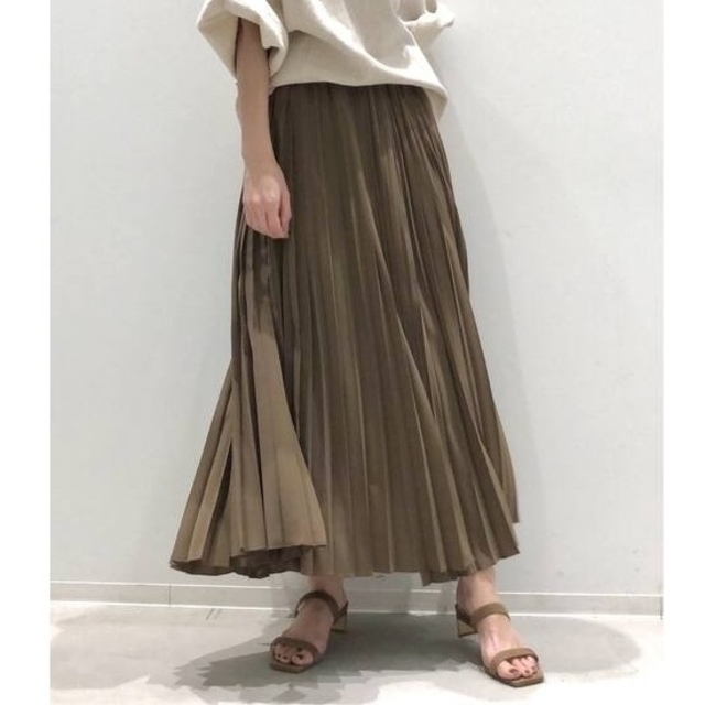 ロングスカート新品★Pleats Skirt プリーツスカート ベージュ☆アパルトモン