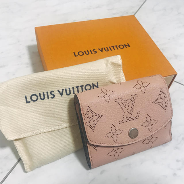 美品♡LOUIS VUITTON 三つ折り コンパクト 財布 ピンク マヒナ - 財布