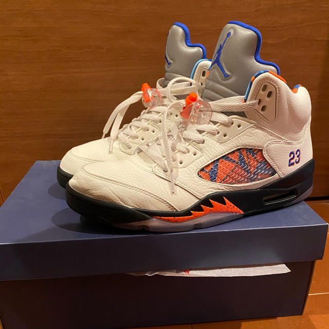 NIKE(ナイキ)のNIKE Air Jordan 5 International Flight メンズの靴/シューズ(スニーカー)の商品写真