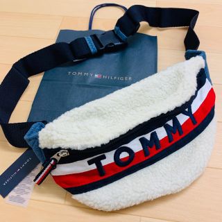 トミーヒルフィガー(TOMMY HILFIGER)の★Tommy Hilfiger US限定発売のフワモコ×デニム生地ウエストバッグ(ウエストポーチ)