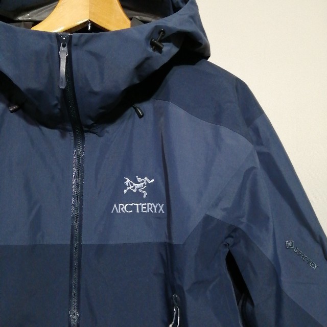 新品 サイズM ARC'TERYX ベータ SL ハイブリット ジャケット