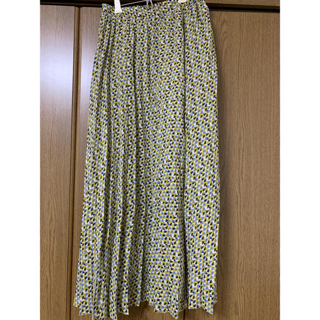 GU(ジーユー)のGU / プリーツロングスカート レディースのスカート(ロングスカート)の商品写真