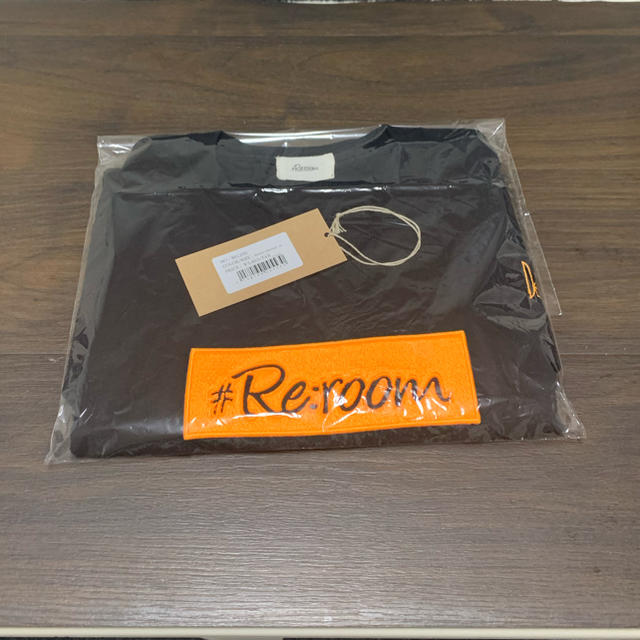 #Re:room  ネオンボックス3DロゴTシャツ
