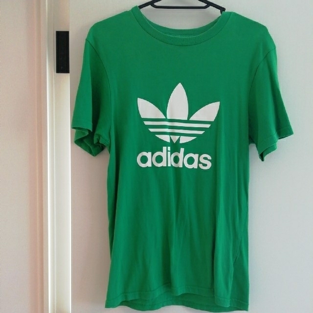 adidas originals グリーンTシャツ メンズのトップス(Tシャツ/カットソー(半袖/袖なし))の商品写真