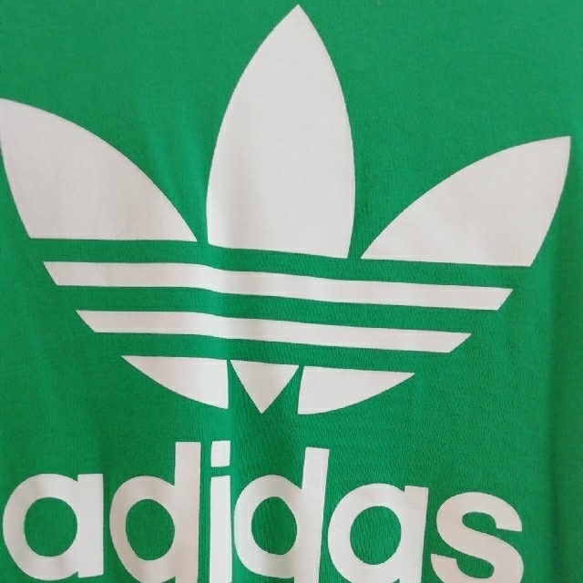 adidas originals グリーンTシャツ メンズのトップス(Tシャツ/カットソー(半袖/袖なし))の商品写真