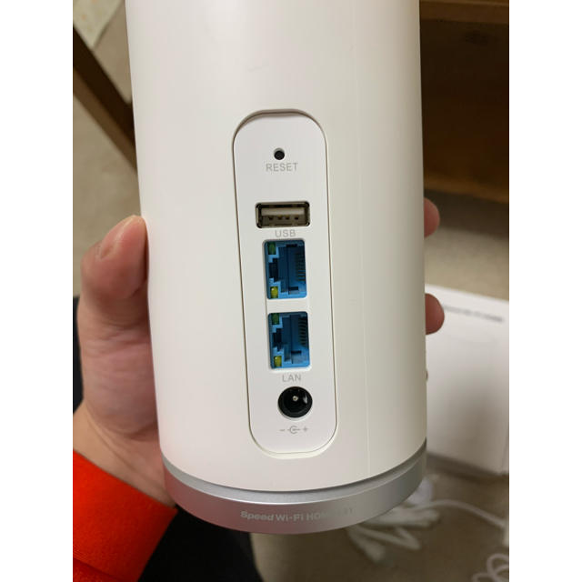 au(エーユー)のspeed WiFi HOME LO1 スマホ/家電/カメラのPC/タブレット(PC周辺機器)の商品写真