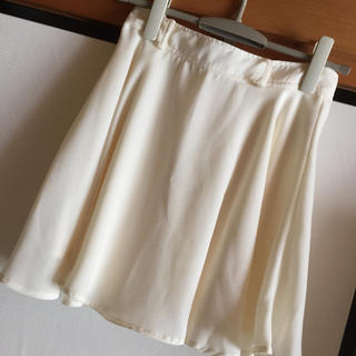 イング(INGNI)の白スカート(ミニスカート)