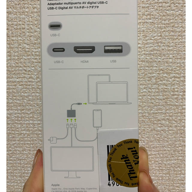 Apple(アップル)のApple 純正品　Multiport Adapter スマホ/家電/カメラのテレビ/映像機器(映像用ケーブル)の商品写真