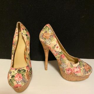 フォーエバートゥエンティーワン(FOREVER 21)の花柄パンプス　新品未使用　22cm(ハイヒール/パンプス)