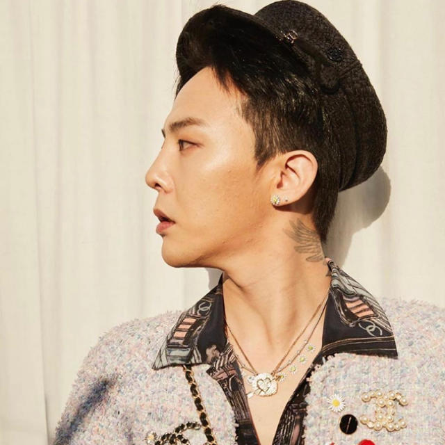 BIGBANG(ビッグバン)のgdragon 着用 ピアス アイファニー タイプ　peaceminusone メンズのアクセサリー(ピアス(両耳用))の商品写真