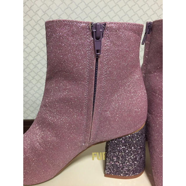 未使用☆FUR FUR グリッターラメショートブーツ 未使用☆FUR FUR グリッターラメショートブーツ