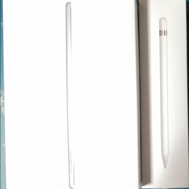iPad(アイパッド)のipad mini5 64gb wifi Apple Pencil、カバー付き  スマホ/家電/カメラのPC/タブレット(タブレット)の商品写真