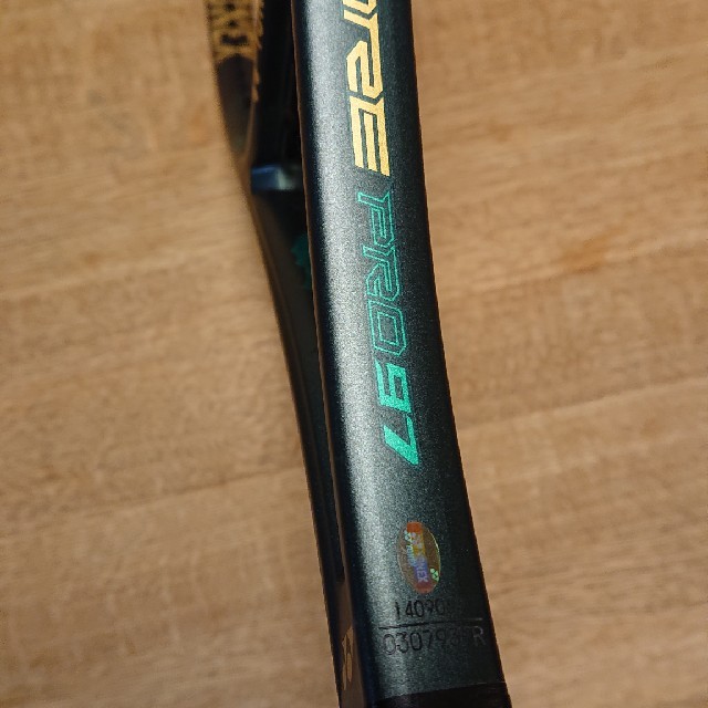 YONEX(ヨネックス)の値下げします【中古品】ヨネックスＶコアプロ97 スポーツ/アウトドアのテニス(ラケット)の商品写真