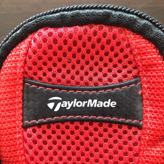 TaylorMade(テーラーメイド)の【未使用】テーラーメイド TaylorMade ゴルフ ボールケース　赤 スポーツ/アウトドアのゴルフ(その他)の商品写真