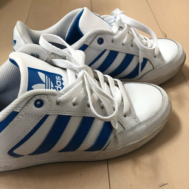 adidas(アディダス)のアディダス　adidas 25.5cm スニーカー メンズの靴/シューズ(スニーカー)の商品写真