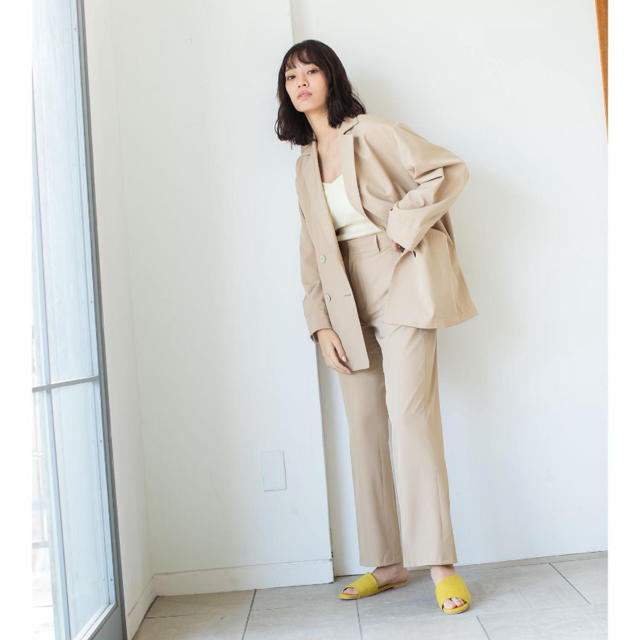 ZARA(ザラ)のセットアップ　 レディースのジャケット/アウター(テーラードジャケット)の商品写真