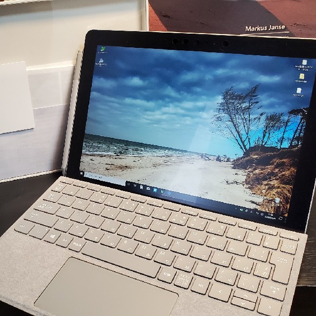 【かなり美品】Surface go RAM4GB/ 64GBセット