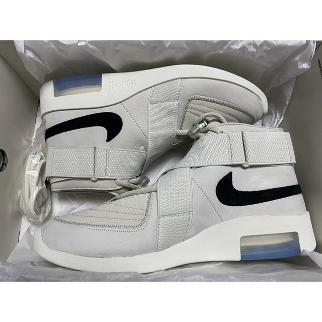 NIKE(ナイキ)のNike Air Fear of God Raid Light Bone 28㎝ メンズの靴/シューズ(スニーカー)の商品写真