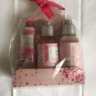 ロクシタン(L'OCCITANE)のロクシタン　ピオニー　ブルーミングギフト(ハンドクリーム)