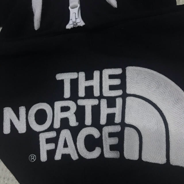 THE NORTH FACE(ザノースフェイス)のリアビューフルジップフーディ　ザノースフェイス　Sサイズ　 メンズのトップス(パーカー)の商品写真